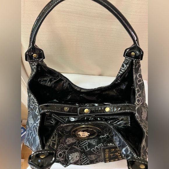 Betty Boop black and grey purse with beautiful plaque and cute fun details - Picture 7 of 9